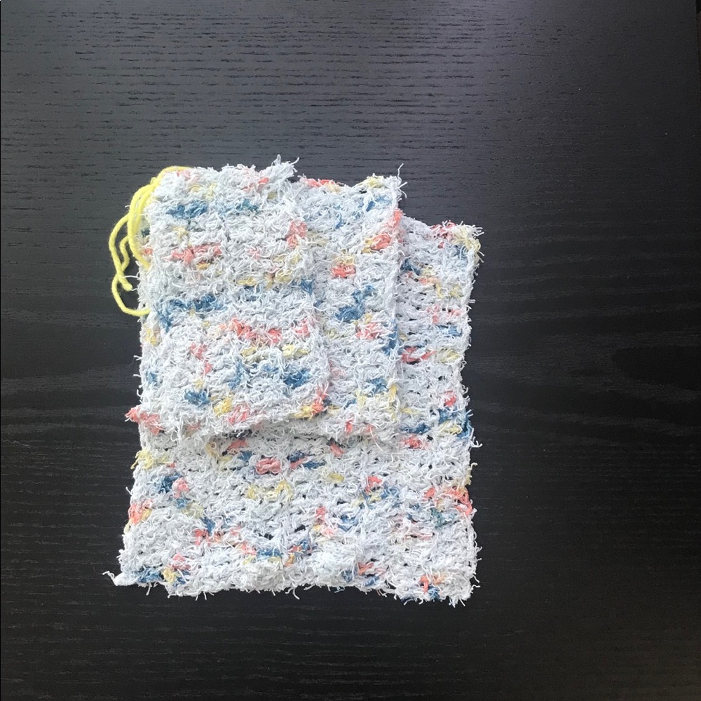Handmade exfoliating cloth